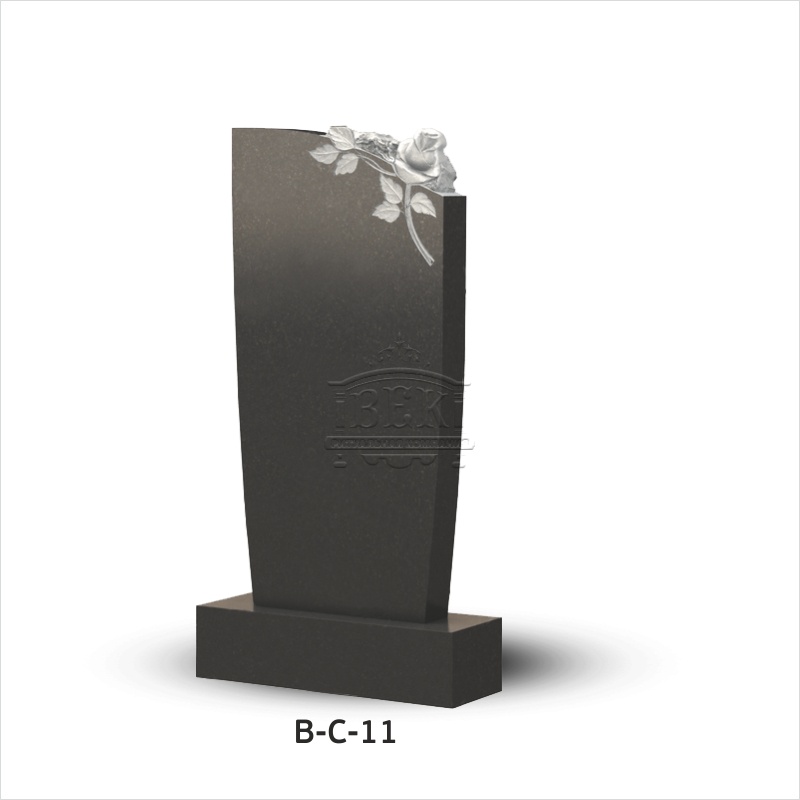 Вертикальный памятник из гранита В-С-11